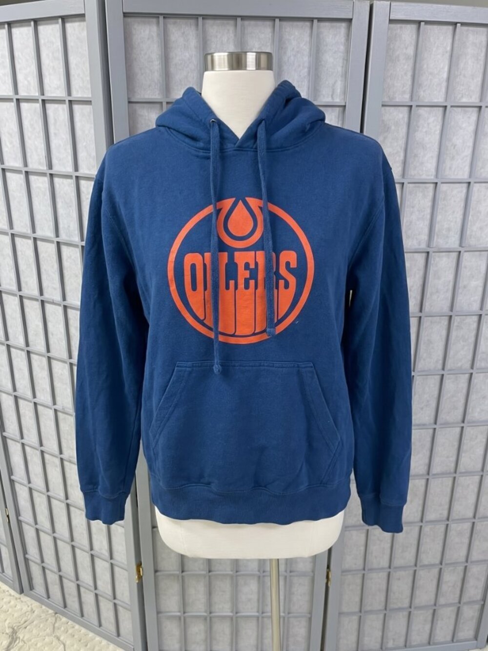 Mens Edmonton Oilers Hoodie (MEDIUM)